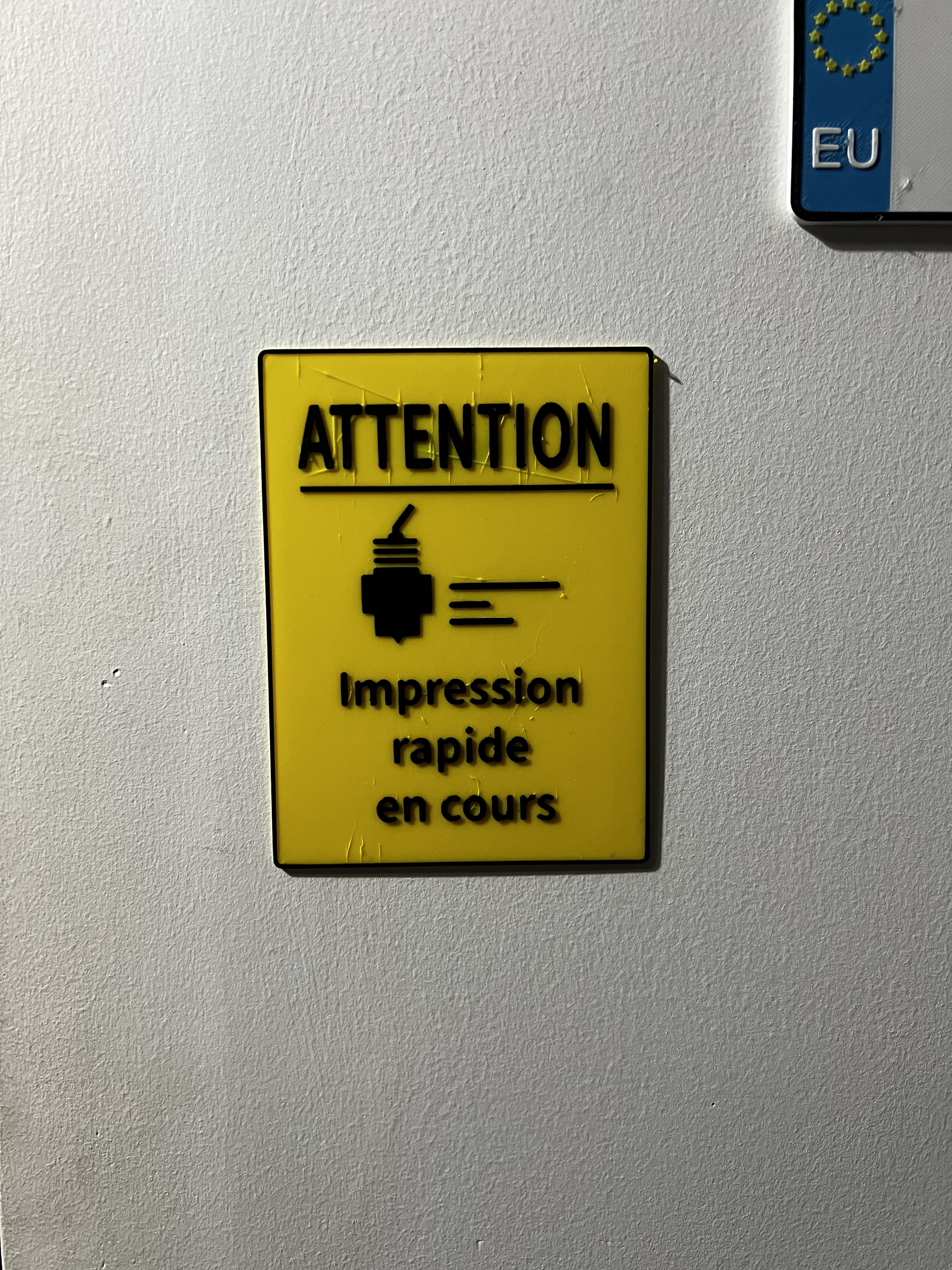 Panneau personnalisé “Attention”