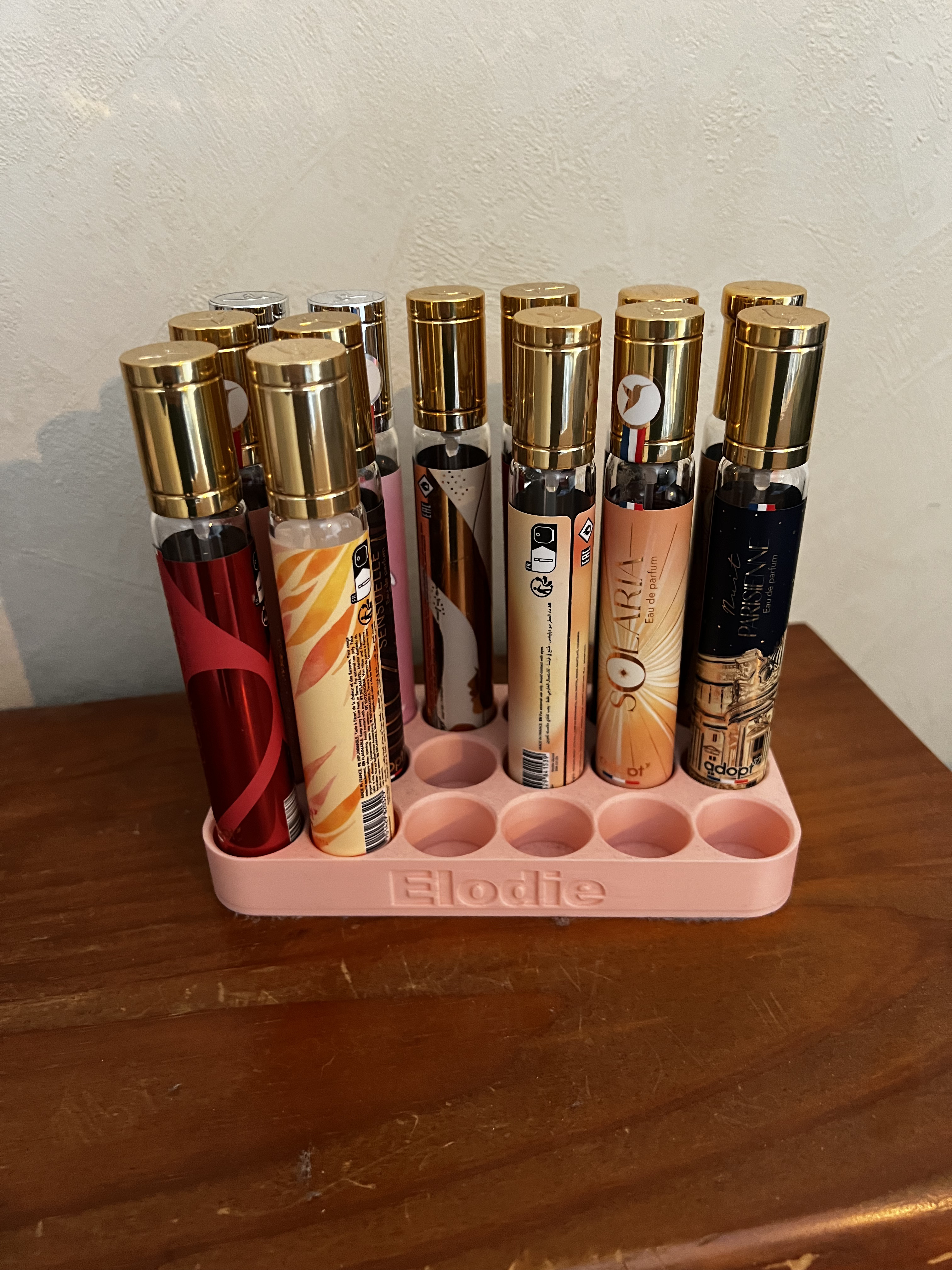 Organisateur de parfums type Adopt